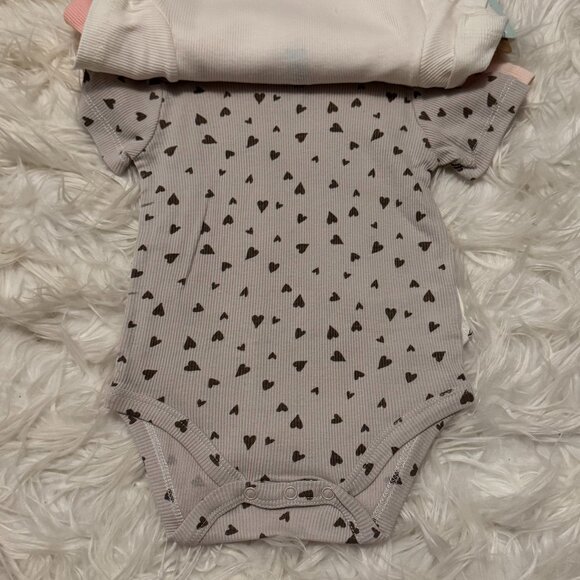 6-9mo Onesie Bundle - Picture 4 of 9